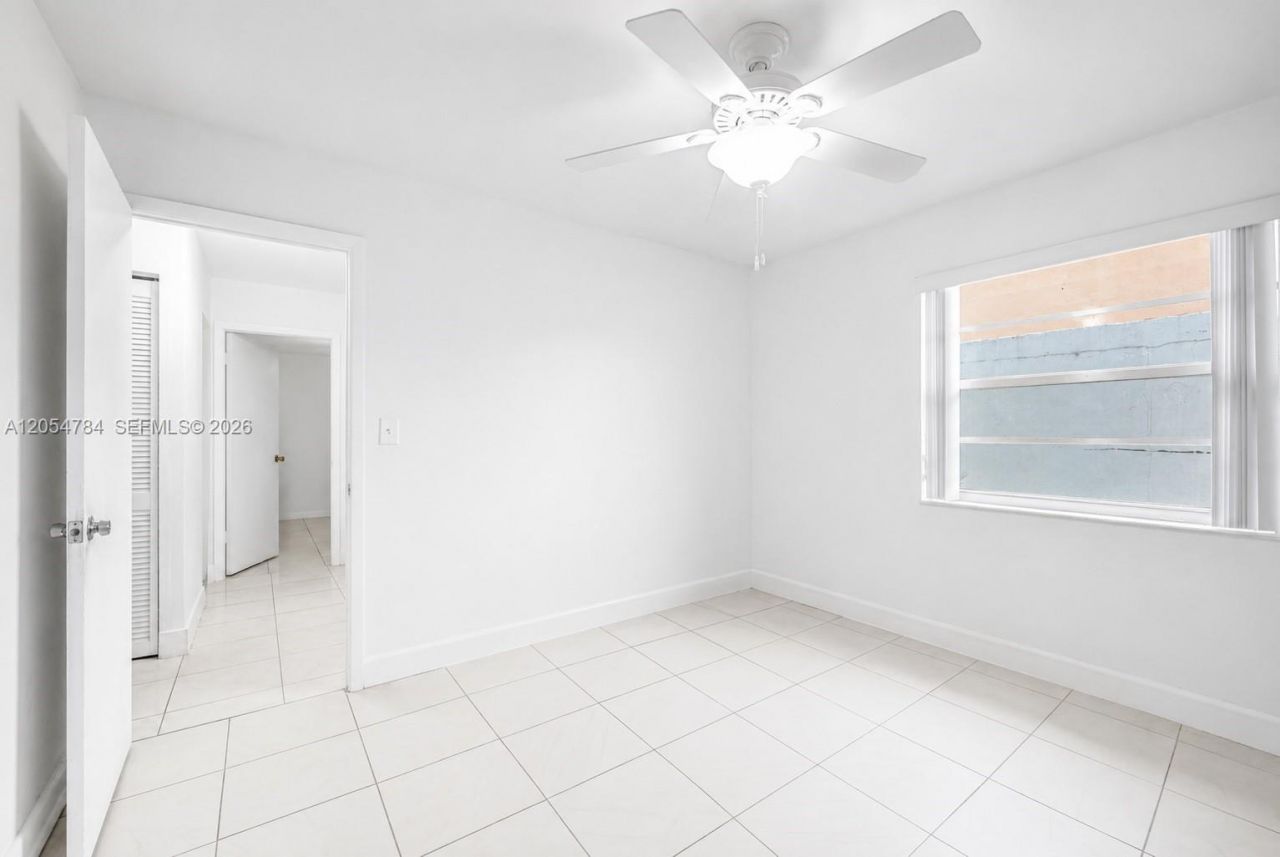 3231 SW 25th St , Unit 2, Miami, FL 33133 Photo
