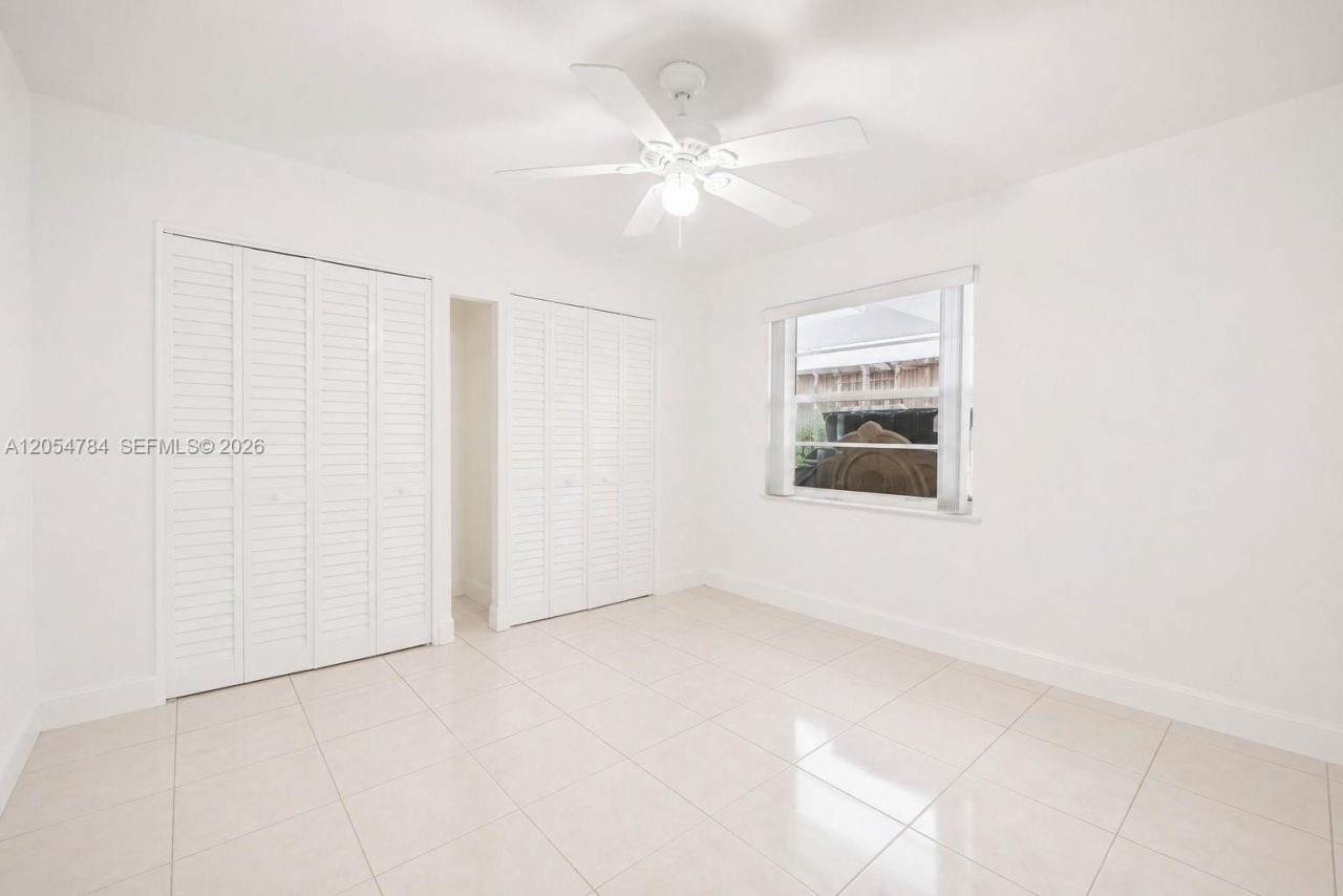 3231 SW 25th St , Unit 2, Miami, FL 33133 Photo