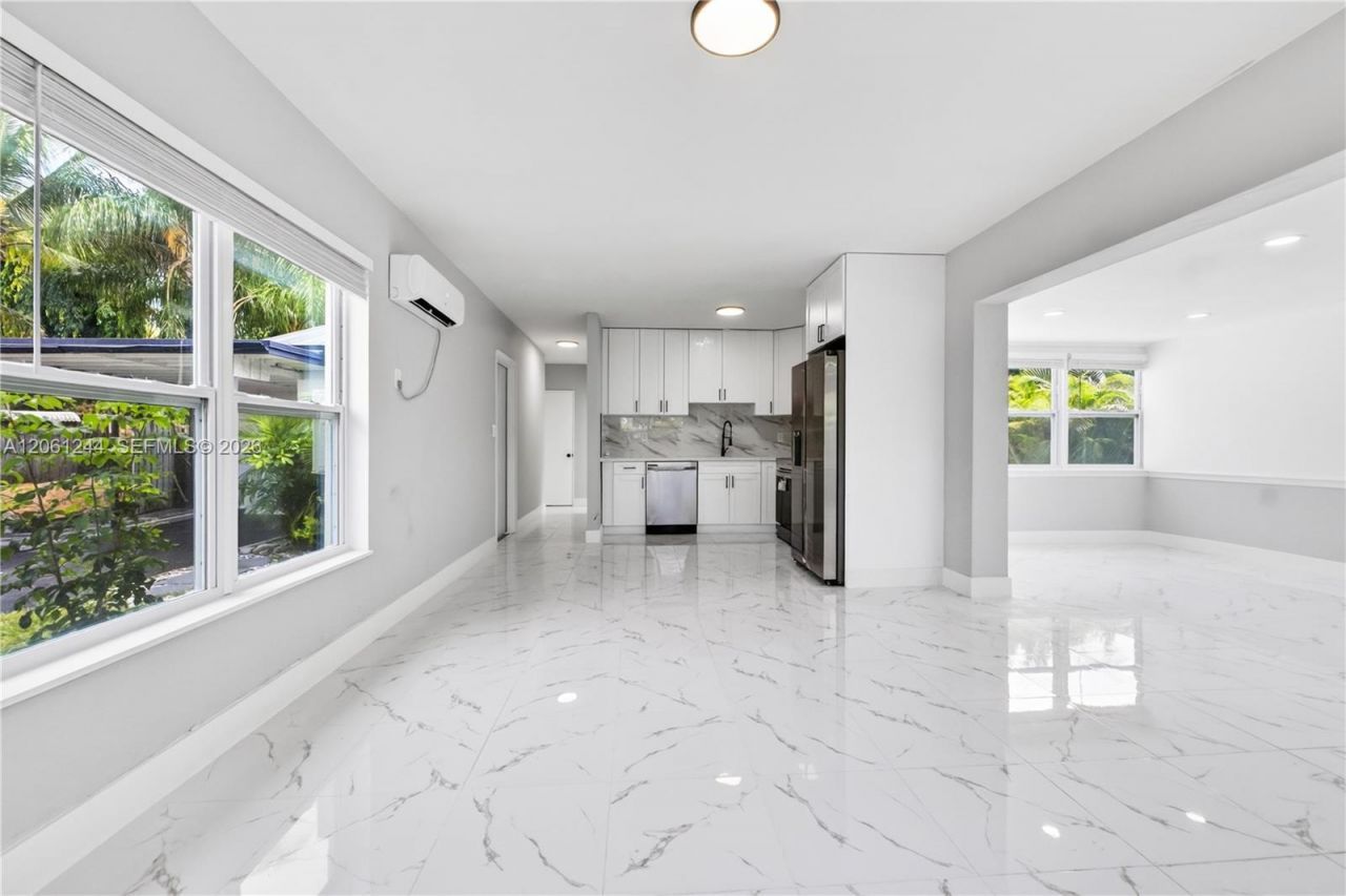 731 NE 16th St , Fort Lauderdale, FL 33304 Photo