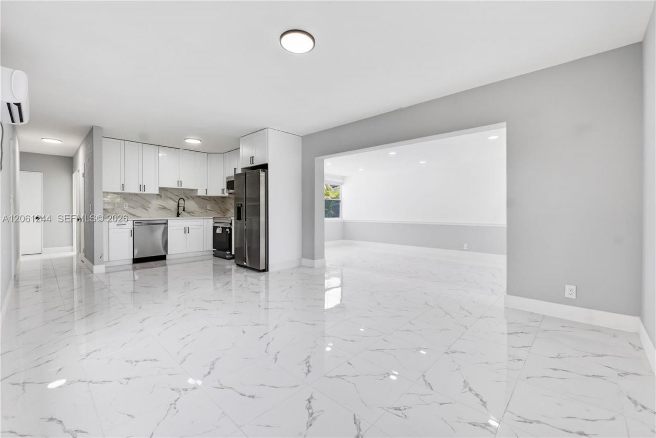 731 NE 16th St , Fort Lauderdale, FL 33304 Photo