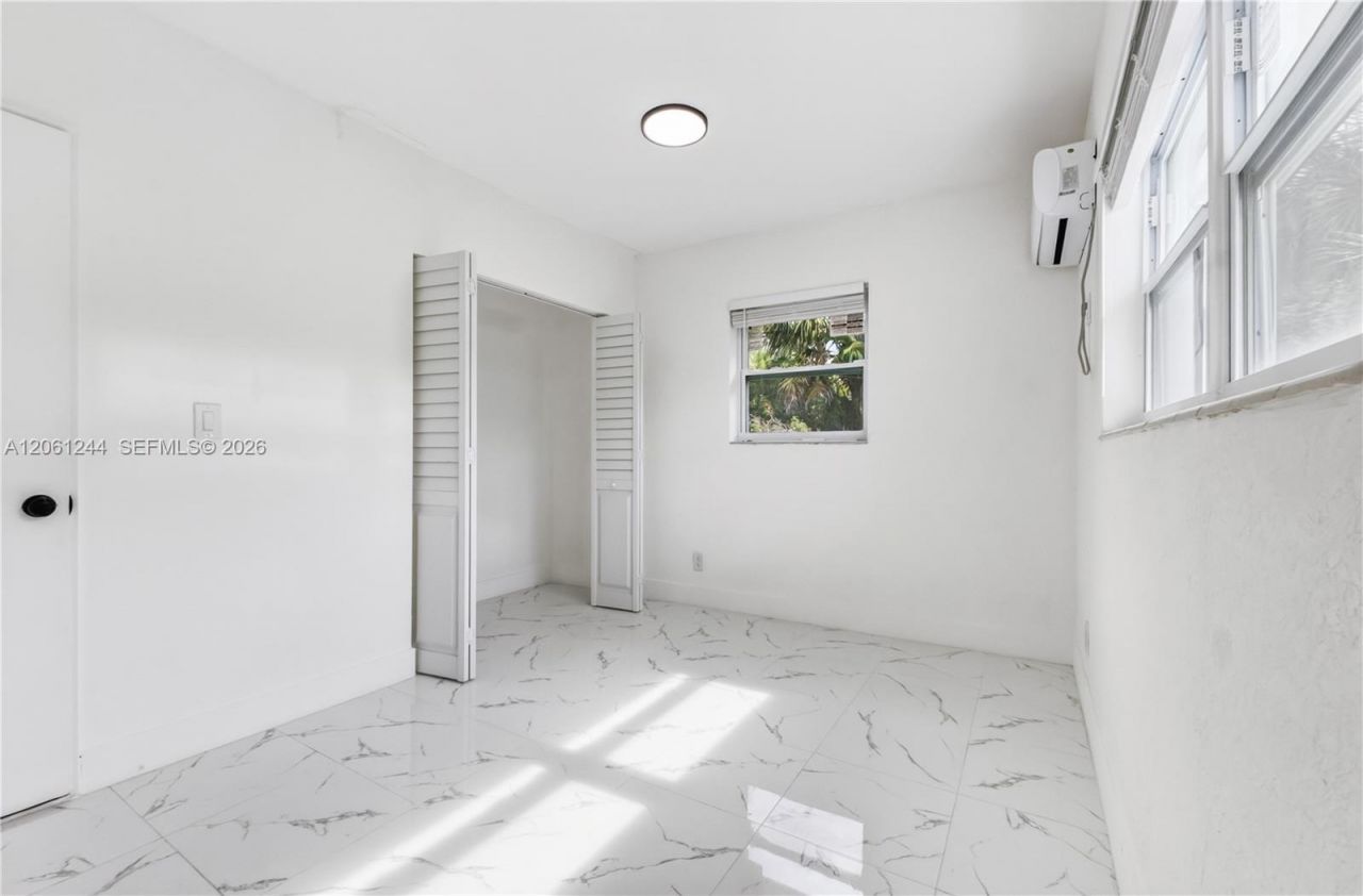 731 NE 16th St , Fort Lauderdale, FL 33304 Photo