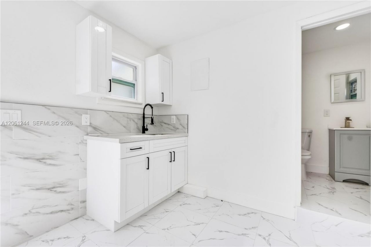 731 NE 16th St , Fort Lauderdale, FL 33304 Photo