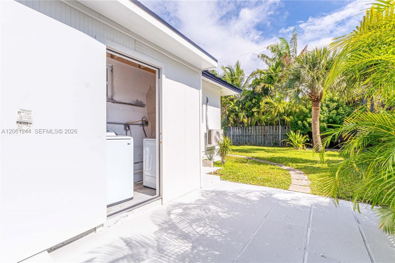 731 NE 16th St , Fort Lauderdale, FL 33304 Photo