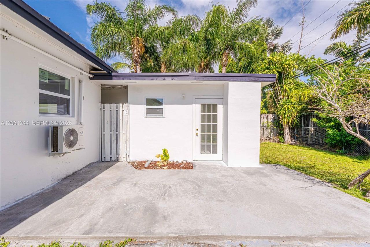 731 NE 16th St , Fort Lauderdale, FL 33304 Photo