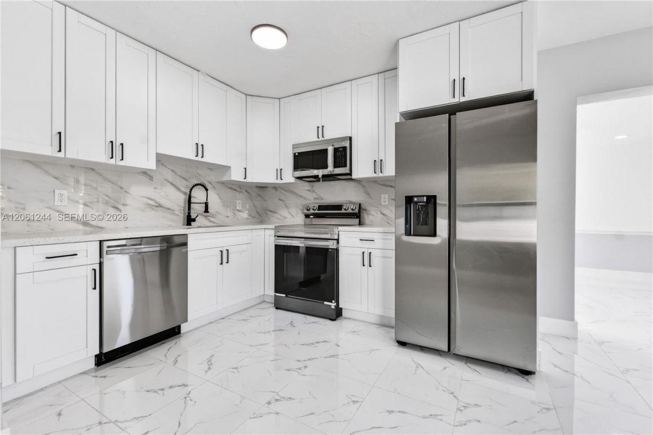 731 NE 16th St , Fort Lauderdale, FL 33304 Photo