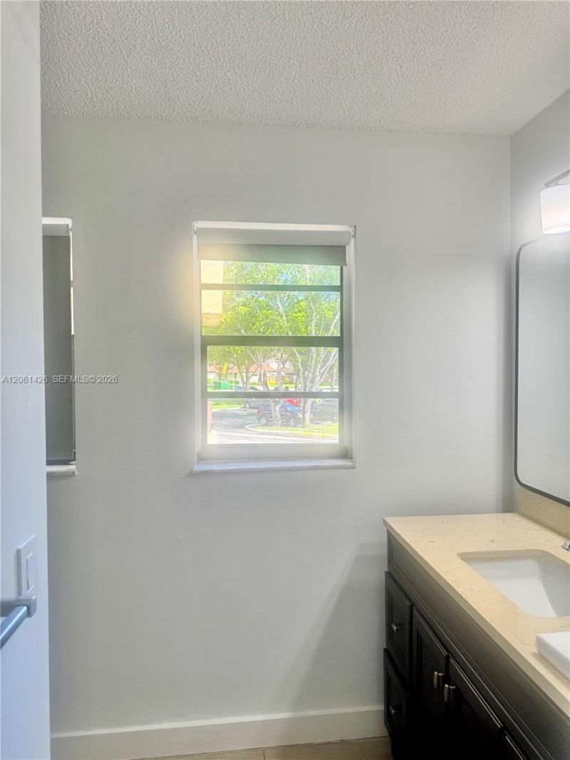 9022 SW 123rd Ct, Unit O-201, Miami, FL 33186 Photo