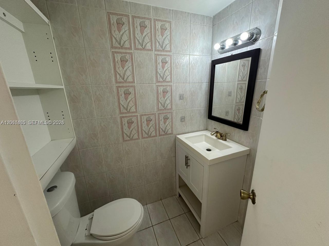 999 Brickell Bay Dr, Unit 1408, Miami, FL 33131 Photo