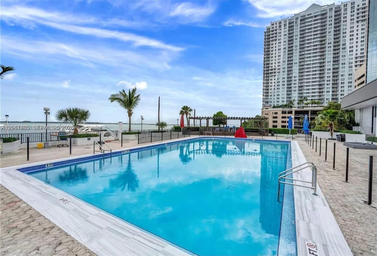 999 Brickell Bay Dr, Unit 1408, Miami, FL 33131 Photo