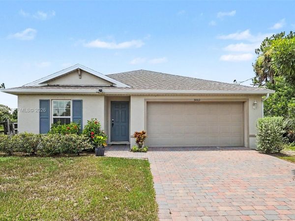 5003 Pinetree LN , La Belle, FL 33935