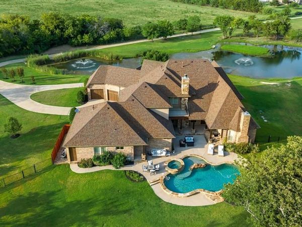 737 Manor Drive , Argyle, TX 76226