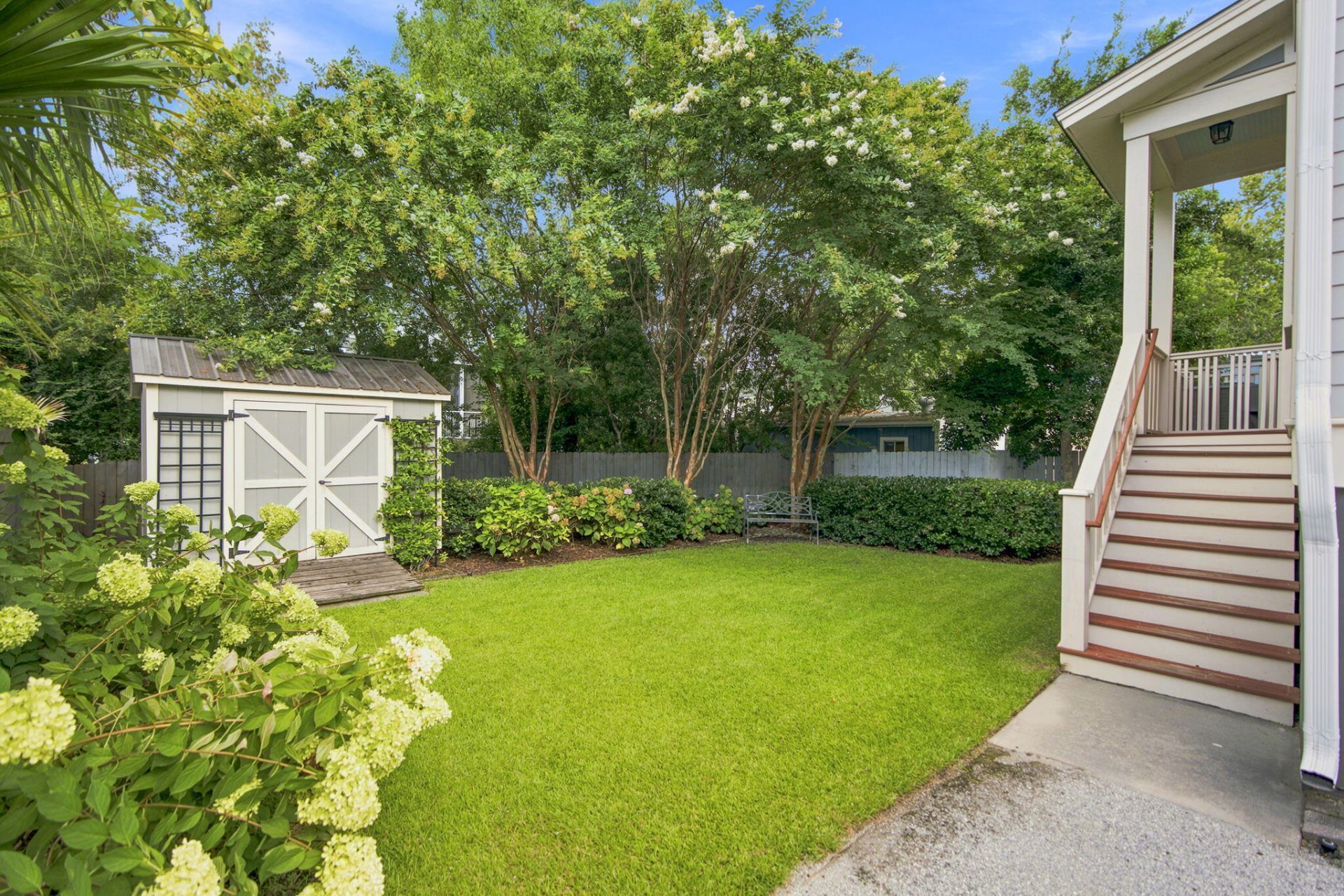 881 Ashley Avenue Photo 35