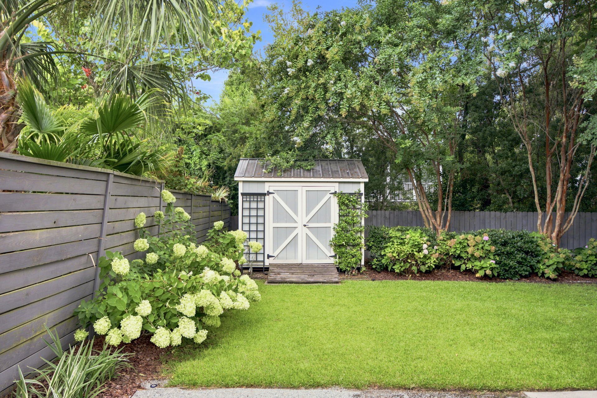 881 Ashley Avenue Photo 38
