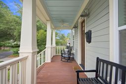 881 Ashley Avenue photo 4