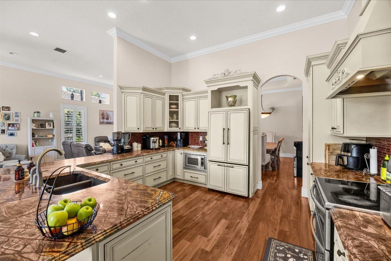 910 SW Lost River Shores Drive, Stuart, FL 34997 Photo