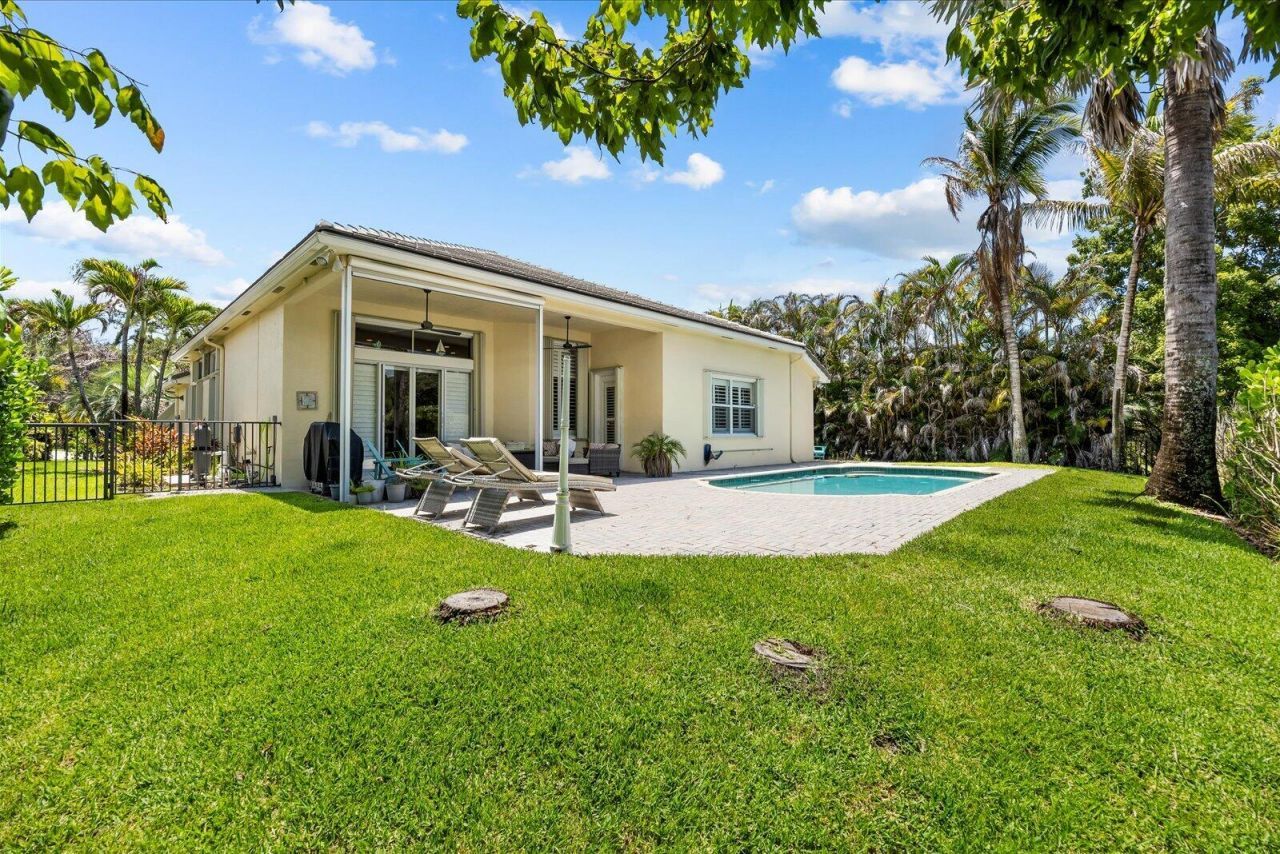 910 SW Lost River Shores Drive, Stuart, FL 34997 Photo