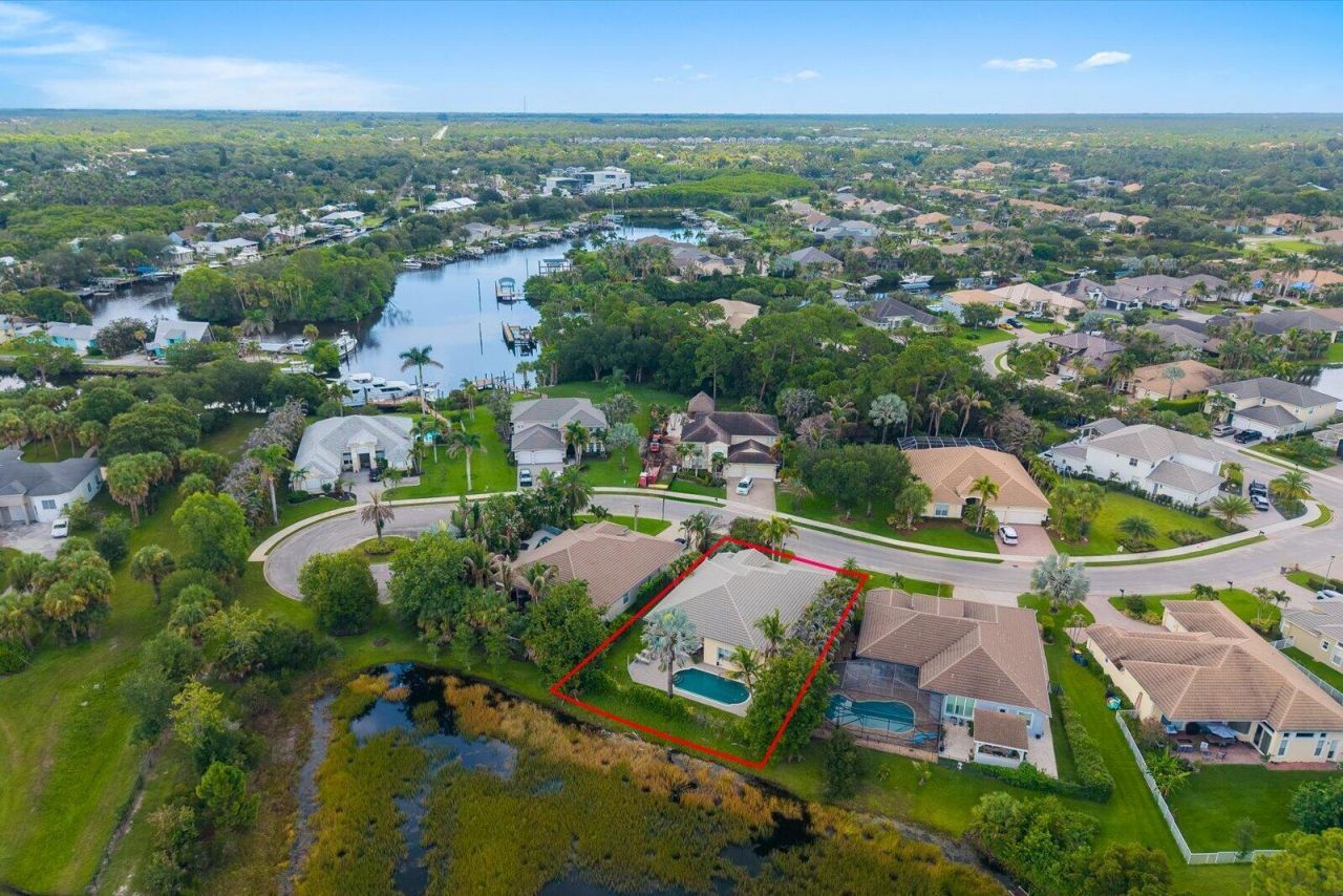 910 SW Lost River Shores Drive, Stuart, FL 34997 Photo