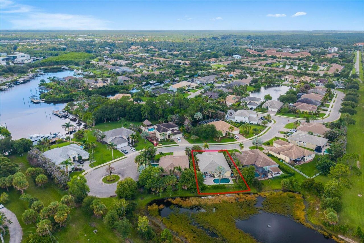 910 SW Lost River Shores Drive, Stuart, FL 34997 Photo