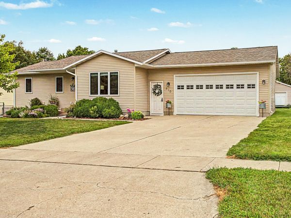 610 S Samson Street , Roland, IA 50236