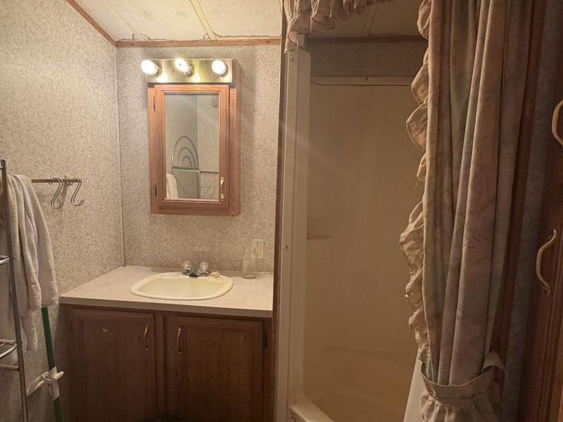 11675 Wapak-Freyburg Road, Wapakoneta, OH 45895 Photo 6