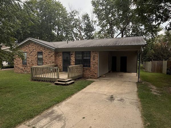 1317 S 6th Street , Paragould, AR 72450