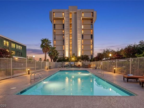 3930 University Center Drive , Unit 612, Las Vegas, NV 89119