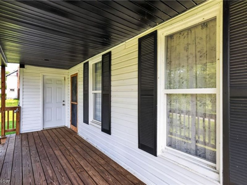 276 E College Street, West Farmington, OH 44491 Photo 18