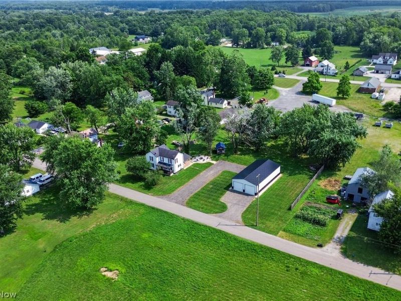 276 E College Street, West Farmington, OH 44491 Photo 34
