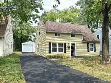 19603 Cherrywood Lane, Warrensville Heights, OH 44128