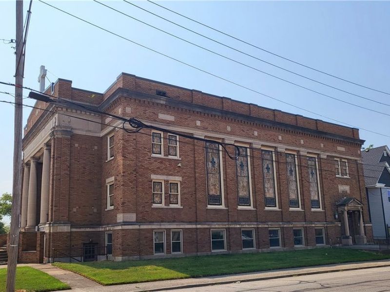 400 W 6th Street, Lorain, OH 44052 Photo 3