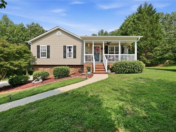 270 Bridgewater Road, Mount Airy, NC 27030