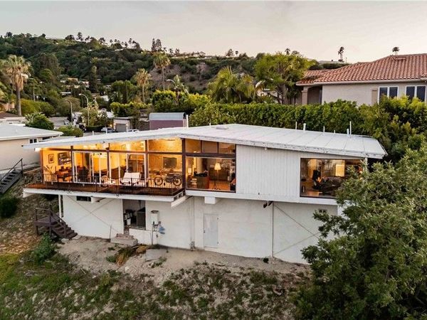 3844 Bobstone, Sherman Oaks, CA 91423