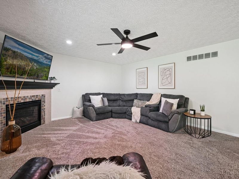 6590 Waverly Park, Hamilton Twp, OH 45152 Photo 6