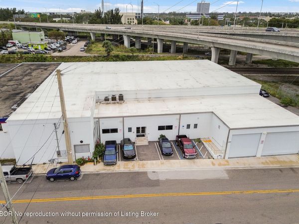 2725 Hillsboro Road, West Palm Beach, FL 33405