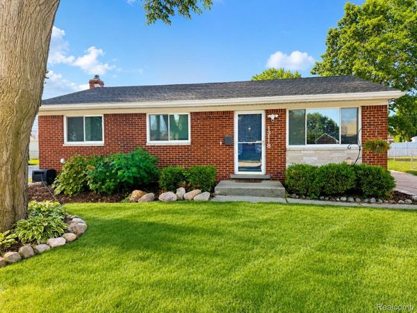 13118 Whitfield Drive, Sterling Heights, Mi 48312