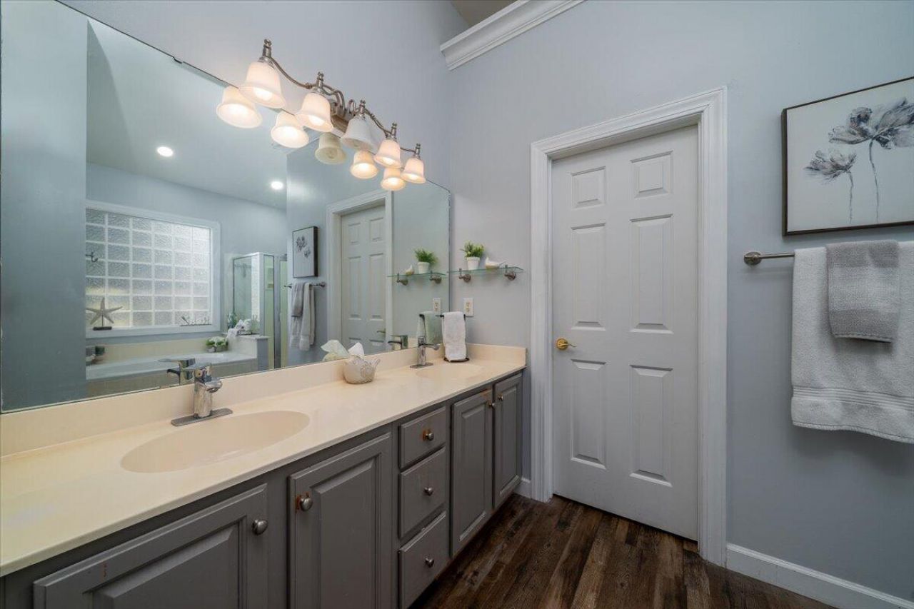 3207 Heathland Way Photo 18