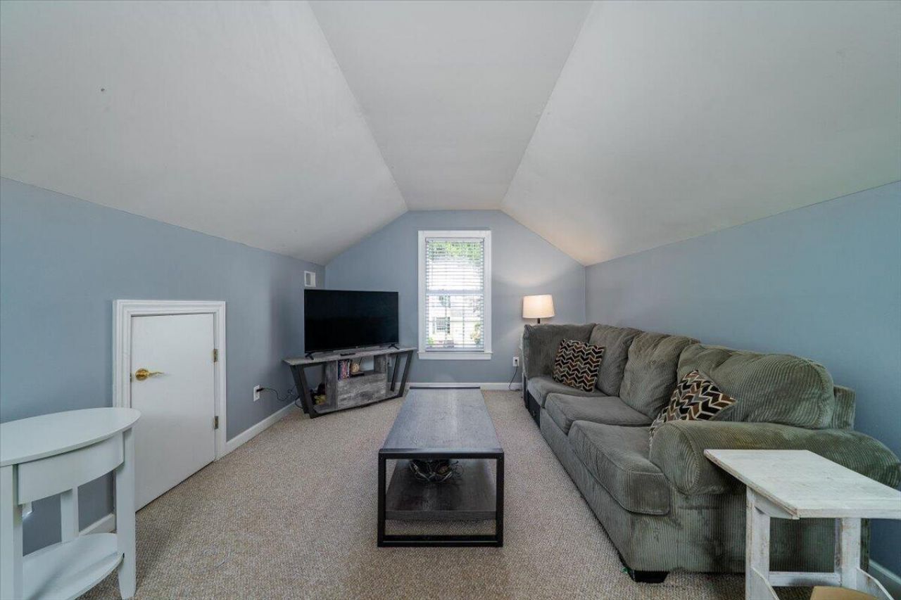 3207 Heathland Way Photo 25