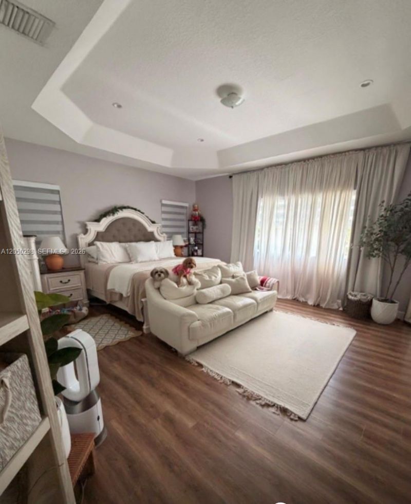 2116 NE 38th Rd , Homestead, FL 33033 Photo