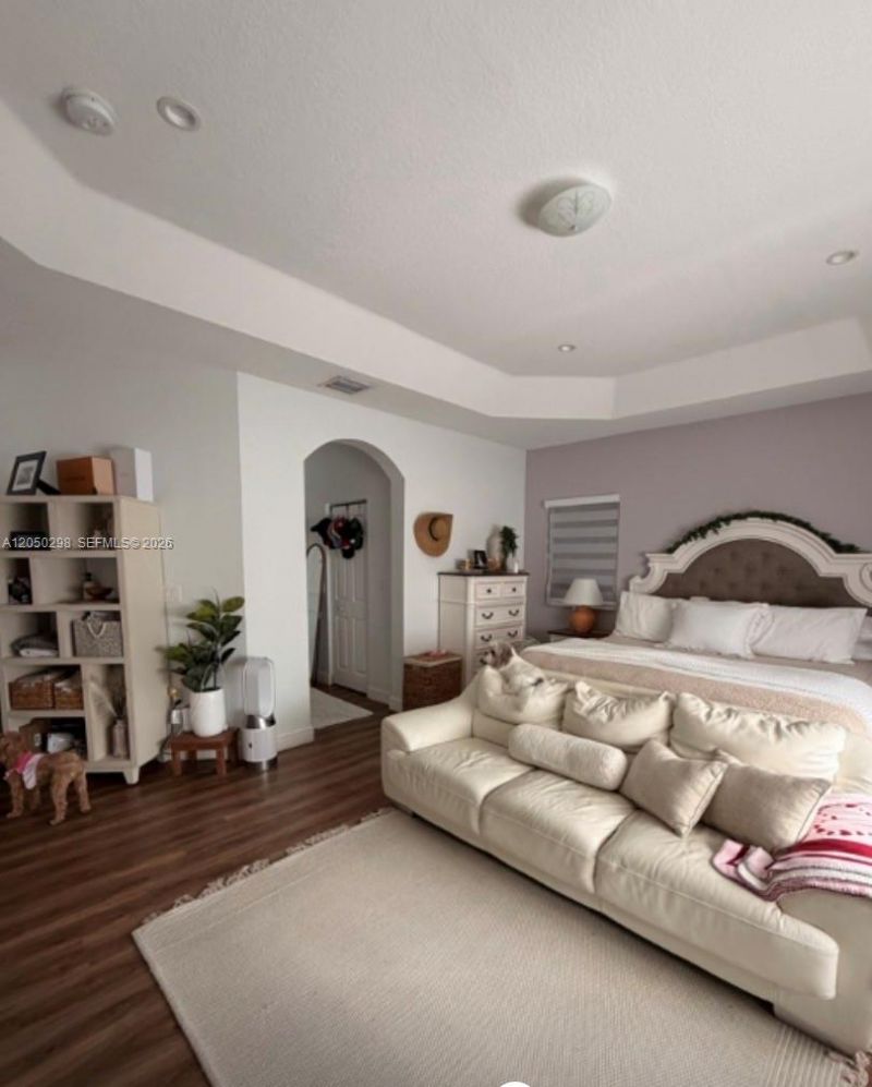 2116 NE 38th Rd , Homestead, FL 33033 Photo
