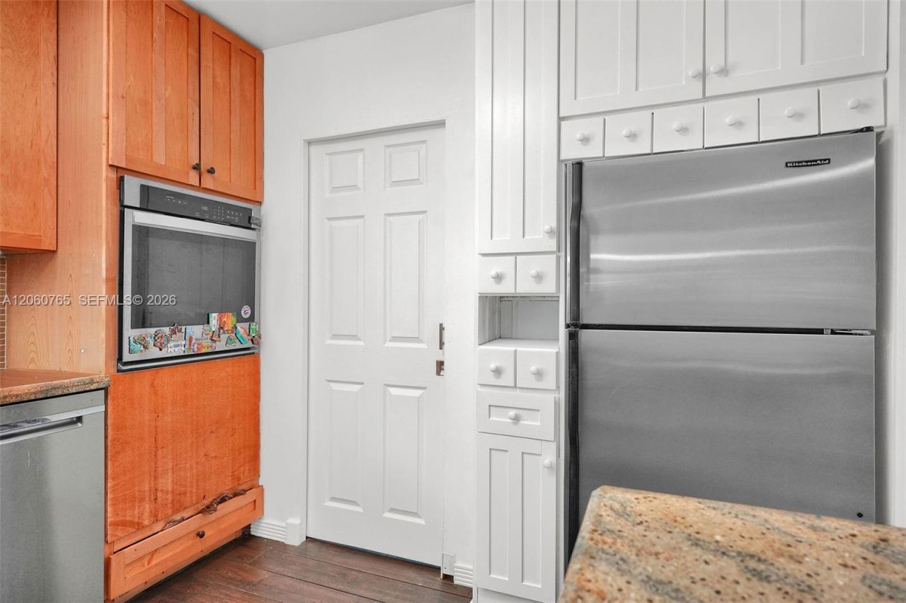 201 N 68th Way , Hollywood, FL 33024 Photo