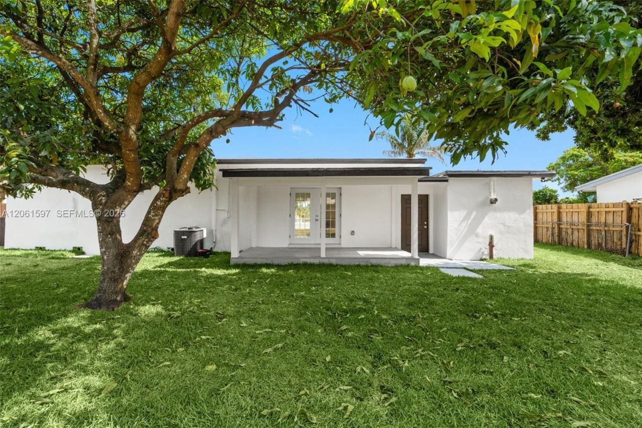 4011 NW 171st St, Miami Gardens, FL 33055 Photo