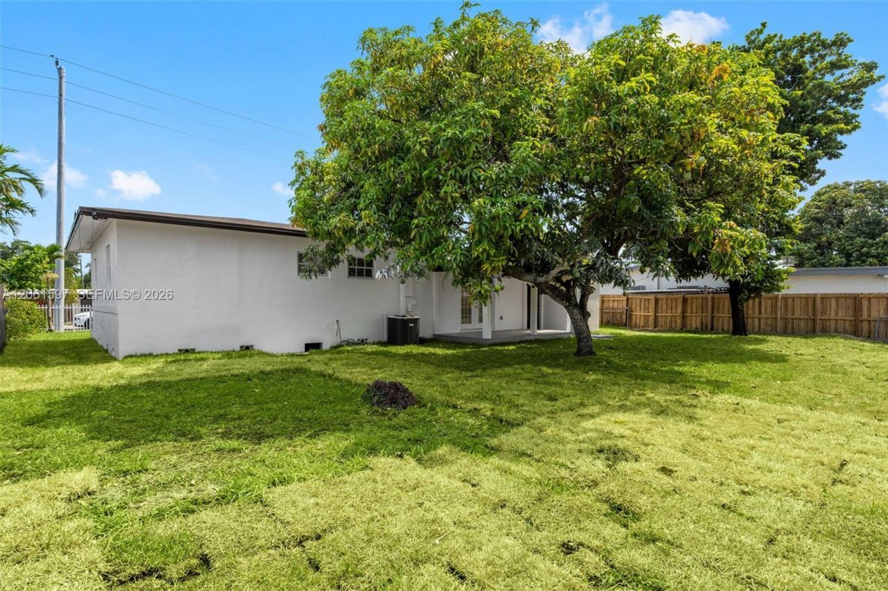 4011 NW 171st St, Miami Gardens, FL 33055 Photo