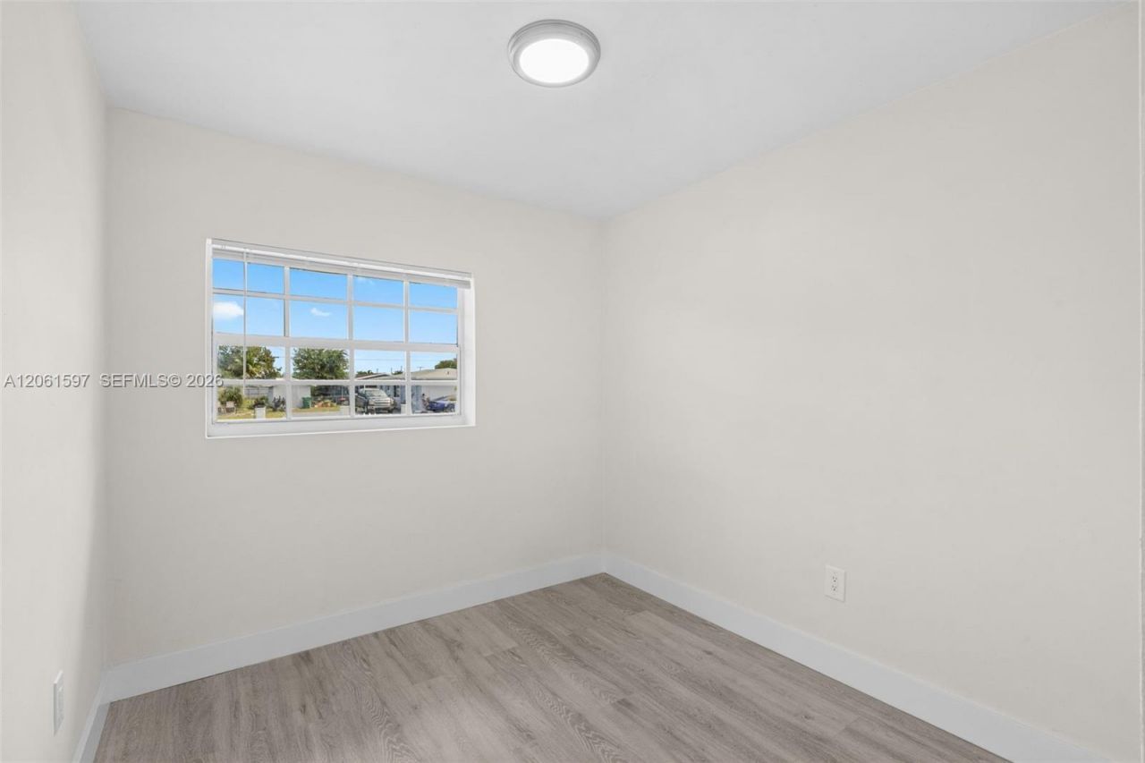 4011 NW 171st St, Miami Gardens, FL 33055 Photo