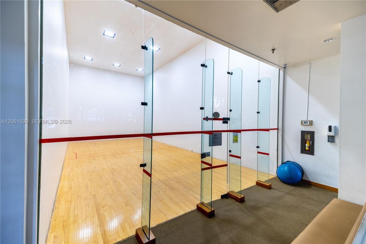 4000 Towerside Ter, Unit 2107, Miami, FL 33138 Photo