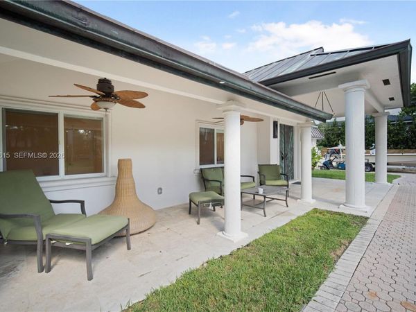324 Caribbean Rd , Key Biscayne, FL 33149