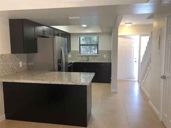 5806 W 26th Ave , Unit 210, Hialeah, FL 33016