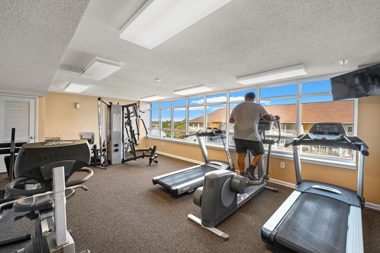 1401 S Ocean Blvd.  Photo 33