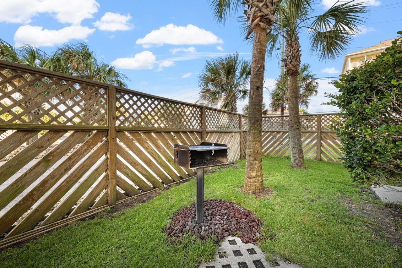 1401 S Ocean Blvd.  Photo 35