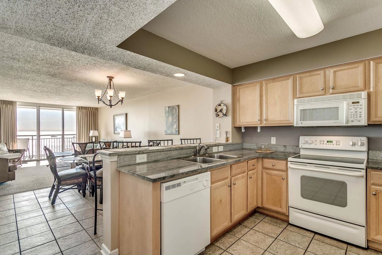 1401 S Ocean Blvd.  Photo 9