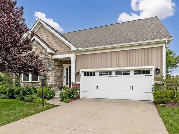 120 Old Colony Drive , Delaware, OH 43015