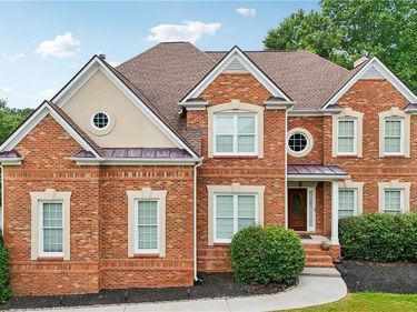 3856 Creekview Ridge Drive, Buford, GA 30518